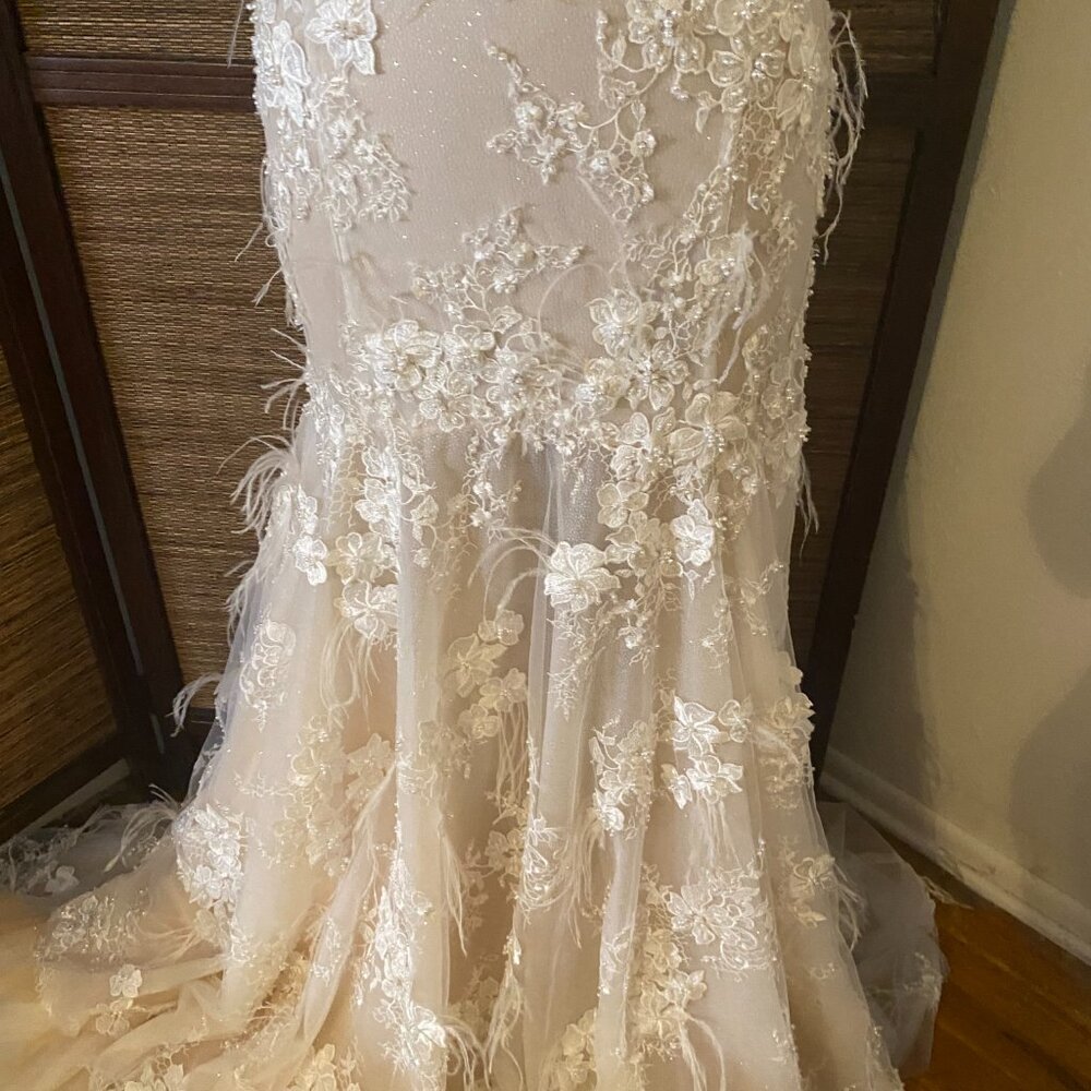 ZAVANA COUTURE. SOLD❤️ - Picture 5 of 10